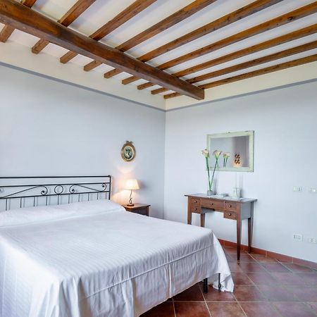 Casa Vacanze Con Piscina A San Gimignano Aparthotel Екстериор снимка